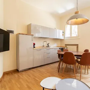 Residenza Cornaggia Apartment Milan